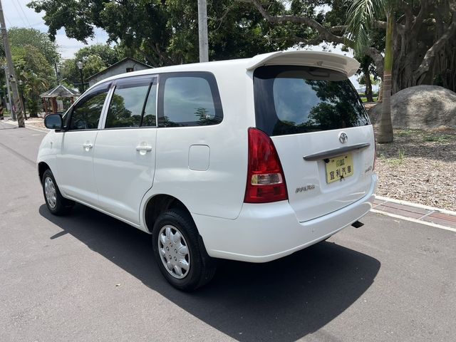 TOYOTA豐田 INNOVA  第4張相片