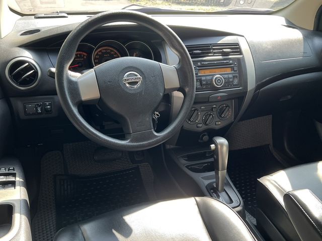 NISSAN日產 LIVINA  第5張相片