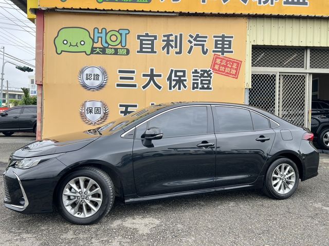 TOYOTA豐田 ALTIS  第1張相片