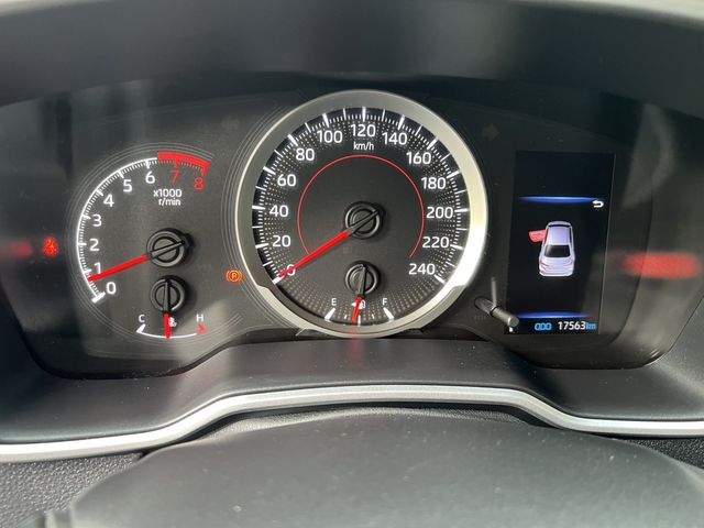 TOYOTA豐田 ALTIS  第7張相片