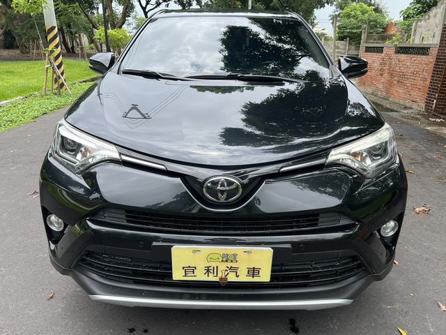 TOYOTA豐田 RAV4  第3張相片