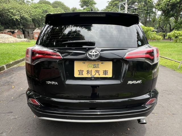 TOYOTA豐田 RAV4  第4張相片