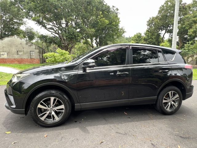 TOYOTA豐田 RAV4  第19張相片