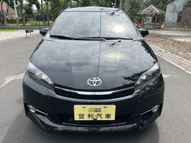 TOYOTA豐田 WISH  第3張相片