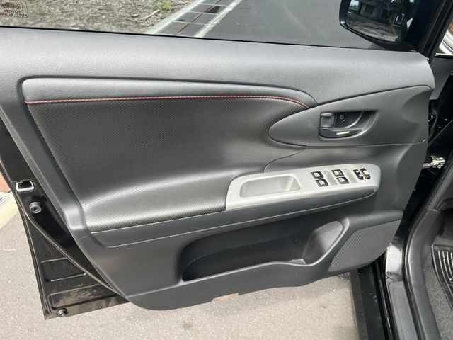 TOYOTA豐田 WISH  第11張相片