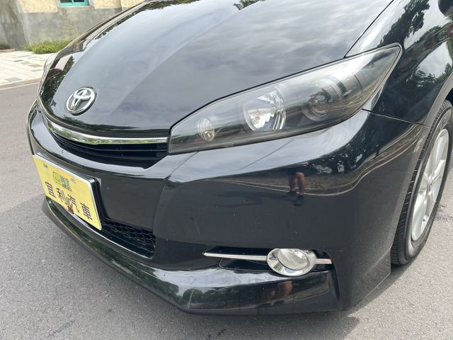 TOYOTA豐田 WISH  第17張相片