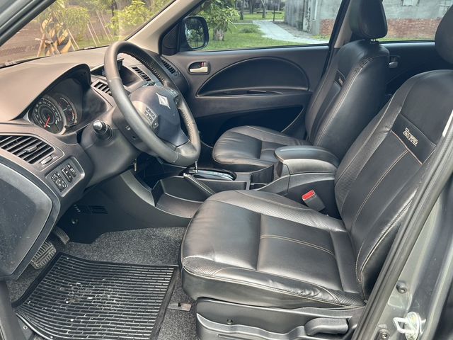 MITSUBISHI三菱 ZINGER  第8張相片
