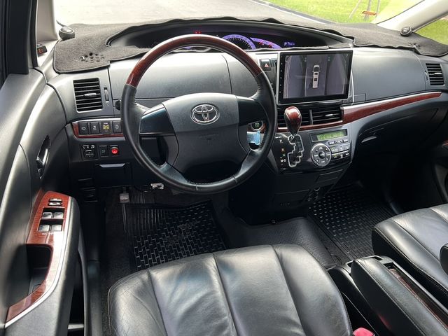 TOYOTA豐田 PREVIA  第5張相片