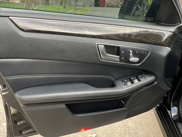 M-BENZ賓士 E200  第11張相片