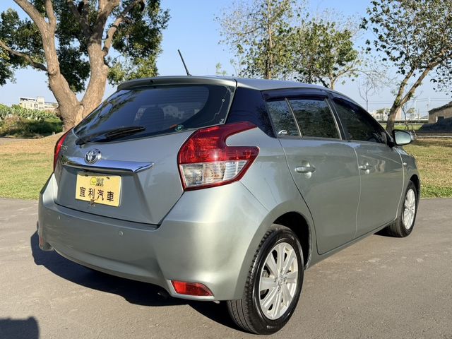 TOYOTA豐田 YARIS  第2張相片