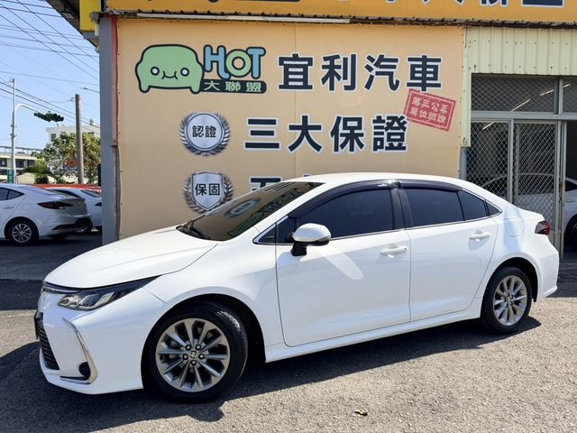 TOYOTA豐田 ALTIS  第1張相片