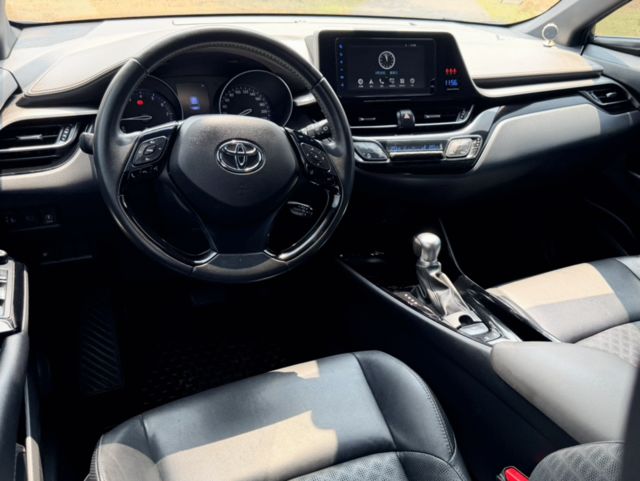 TOYOTA豐田 C-HR  第5張相片