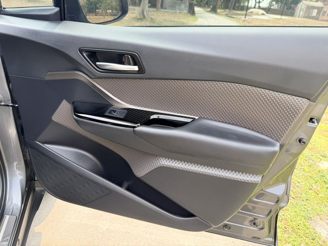 TOYOTA豐田 C-HR  第16張相片