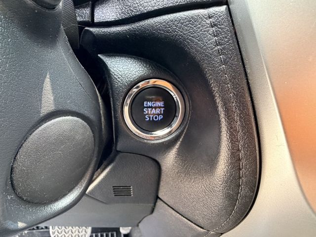 TOYOTA豐田 YARIS  第9張相片