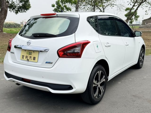 NISSAN日產 TIIDA  第2張相片