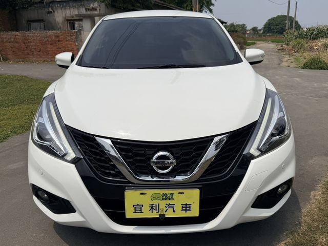 NISSAN日產 TIIDA  第3張相片