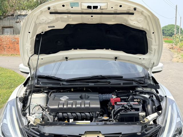 NISSAN日產 TIIDA  第5張相片