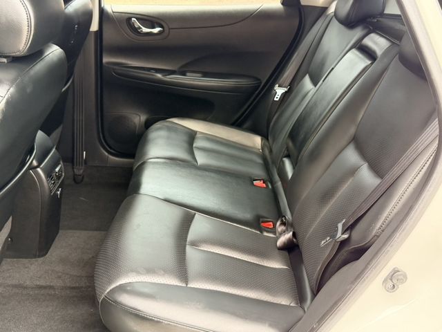 NISSAN日產 TIIDA  第15張相片