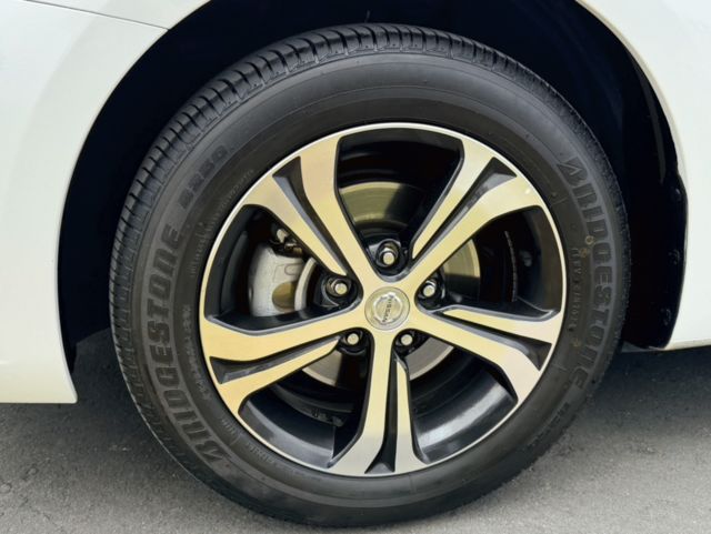 NISSAN日產 TIIDA  第17張相片