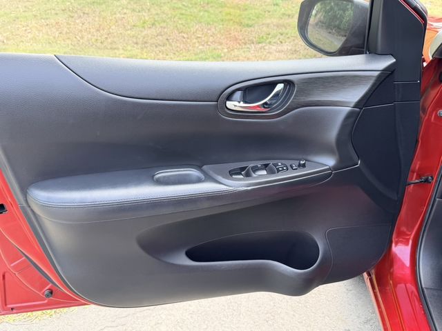 NISSAN日產 TIIDA  第11張相片