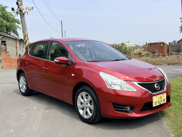NISSAN日產 TIIDA  第17張相片