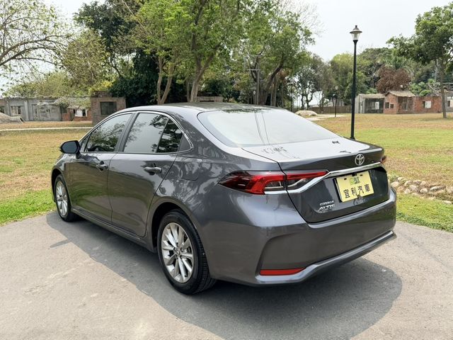 TOYOTA豐田 ALTIS  第17張相片