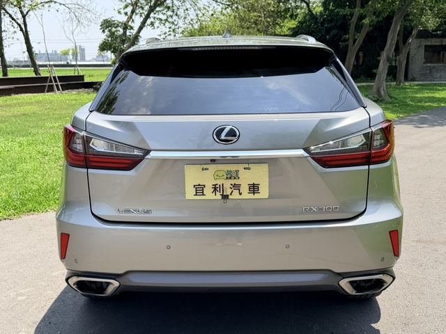 LEXUS凌志 RX300  第4張相片