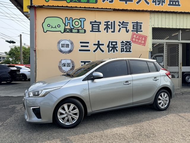 TOYOTA豐田 YARIS  第1張相片