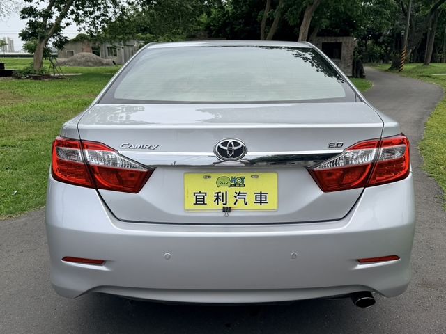 TOYOTA豐田 CAMRY  第4張相片