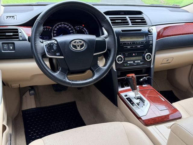 TOYOTA豐田 CAMRY  第5張相片