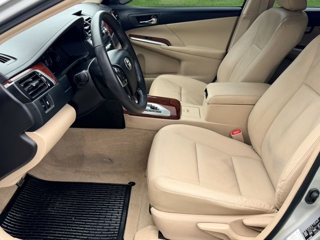 TOYOTA豐田 CAMRY  第9張相片