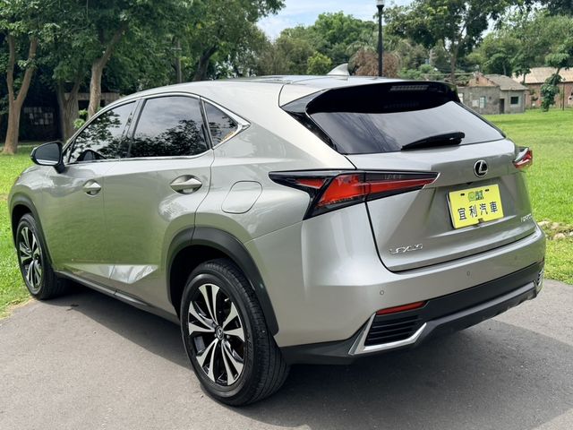 LEXUS凌志 NX200  第18張相片