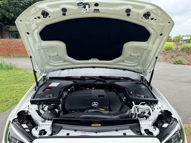 M-BENZ賓士 E200  第6張相片