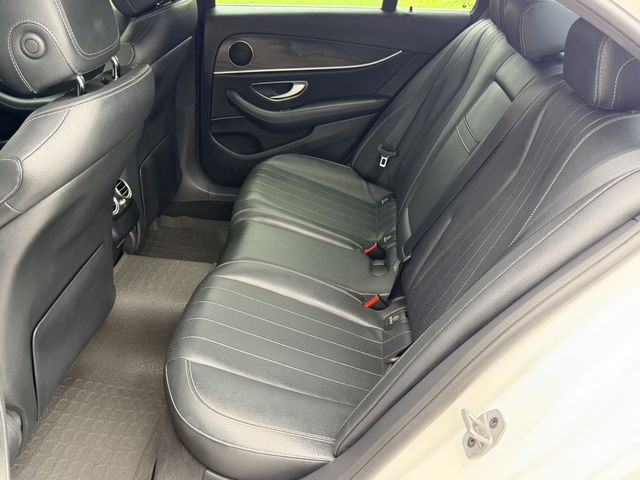 M-BENZ賓士 E200  第14張相片