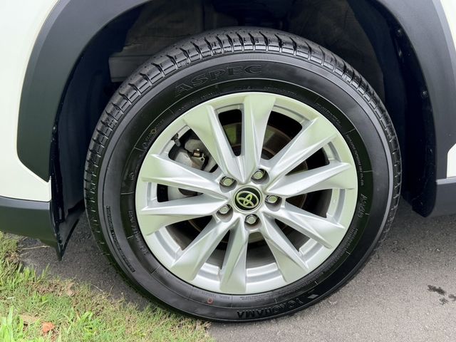 TOYOTA豐田 COROLLA CROSS  第16張相片