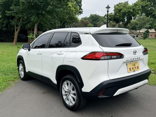 TOYOTA豐田 COROLLA CROSS  第19張相片