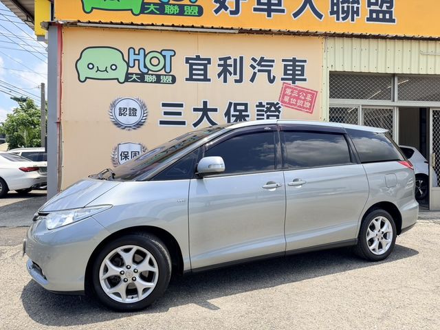 TOYOTA豐田 PREVIA  第1張相片