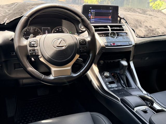 LEXUS凌志 NX200  第5張相片