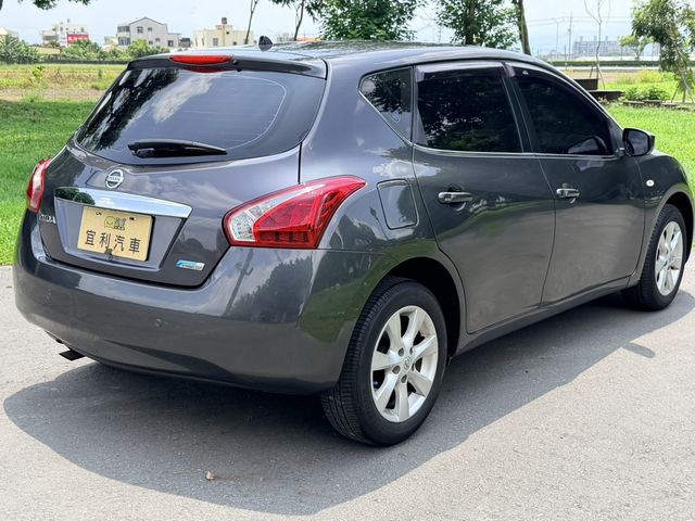 NISSAN日產 TIIDA  第2張相片