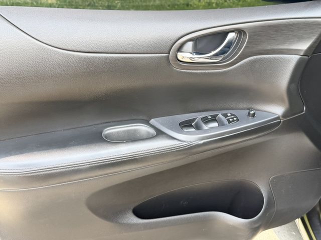 NISSAN日產 TIIDA  第7張相片