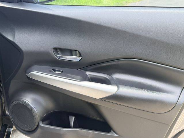 NISSAN日產 TIIDA  第11張相片