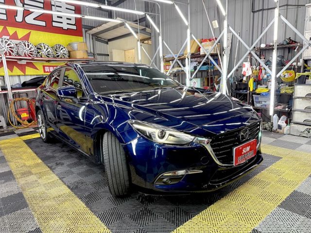 MAZDA 3 4D 旗艦 可全貸  BOSE音響 衛星導航 電動座椅  第17張相片