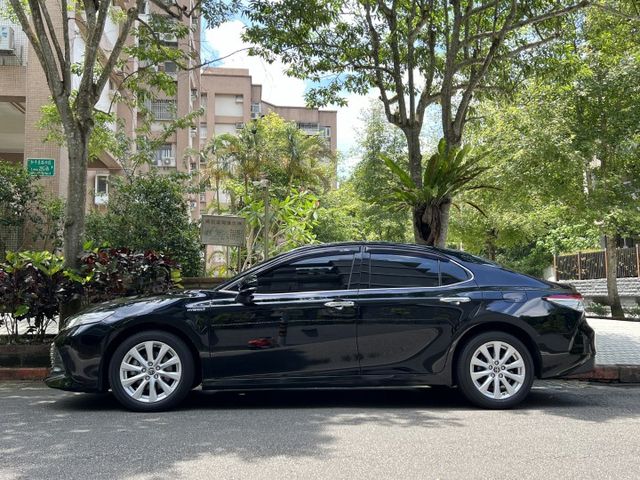 Camry 油電 新款 一手車 跑少 抬頭顯示器  第2張相片