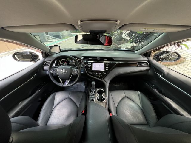 Camry 油電 新款 一手車 跑少 抬頭顯示器  第8張相片