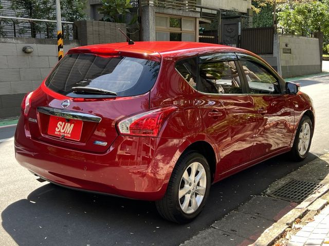 Nissan Tiida 5D 旗艦 定速 環景系統 抬頭顯示器 滿版行車紀錄器  第5張相片