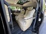Alphard 2.5油電 低調黑 高雅米 車內舒適的氛圍活力  第9張縮圖