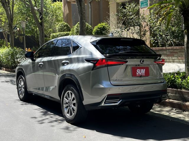NX200 菁英版2.0 全速率跟車 盲點 通風座椅 電動方向盤  第3張相片
