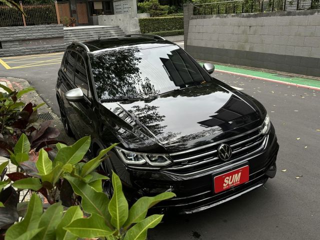 Tiguan R一手車跟車 數位儀錶板 原鈑原漆 新車216萬  第6張相片