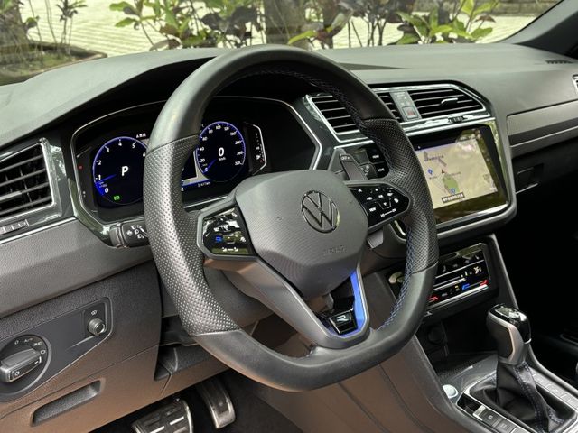 Tiguan R一手車跟車 數位儀錶板 原鈑原漆 新車216萬  第9張相片