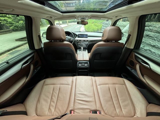 X5 XDRIVE35I 4傳 原漆 輪胎新 原鈑件 完整保養紀錄  第13張相片